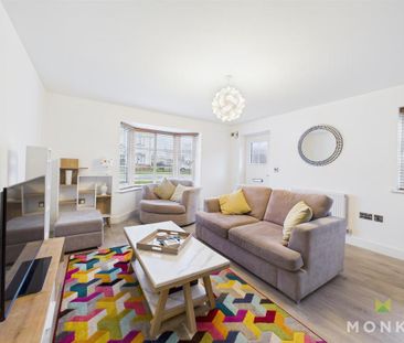 2 bedroom end of terrace house to rent - Photo 2