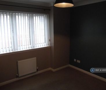 4 bedroom detached house to rent - Photo 6