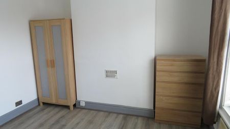 1 bedroom ground floor flat to rent - Photo 5