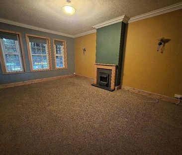 High Streetcheadlecheshire, SK8 - Photo 1