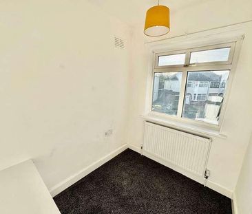 Lindley Avenue, Tipton, DY4 - Photo 4
