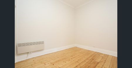 Fully renovated in the heart of Richmond - Photo 2