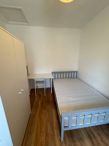 South Street - Photo 2