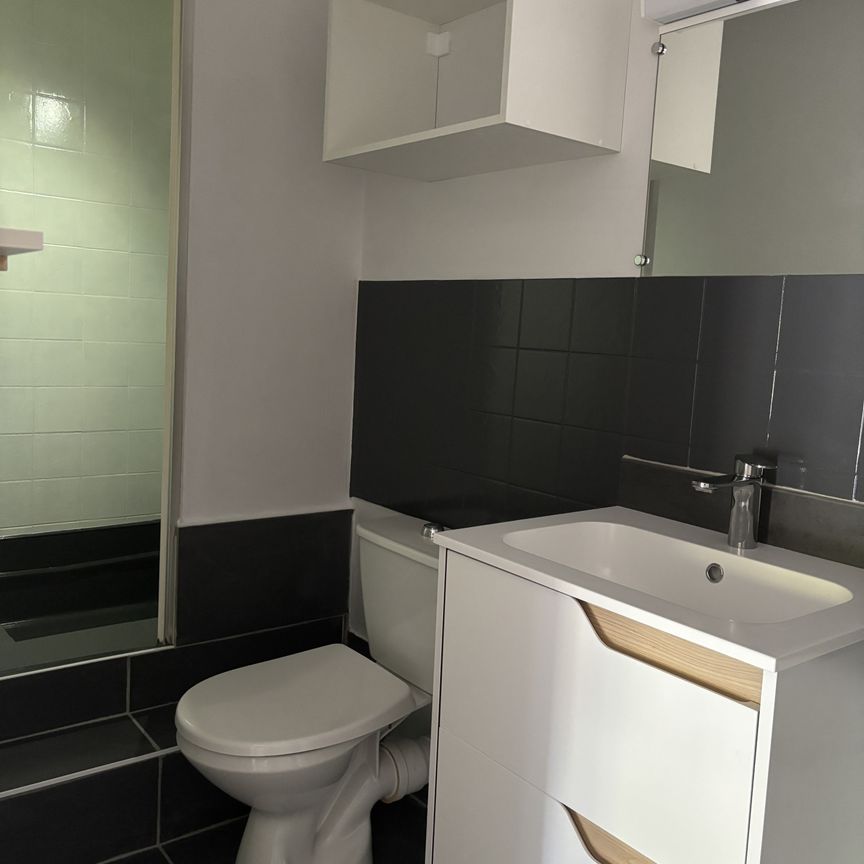 Location Appartement 1 pièce 21m² JAUNAY MARIGNY 86130 - Photo 2