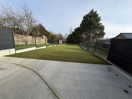 Location Maison 4 pièces 80m² POILLE SUR VEGRE 72350 - Photo 2