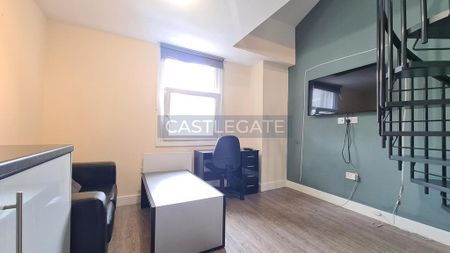 1 bedroom flat to rent - Photo 2