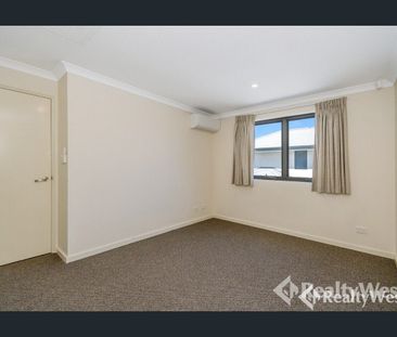 STYLISH AND SECURE. QUALITY 2 BEDROOM, 2 BATHROOM APARTMENT - Photo 6