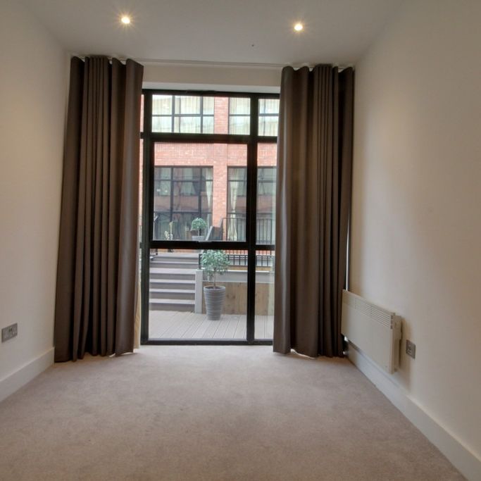 Tenby Heights, Tenby Street North - Photo 1