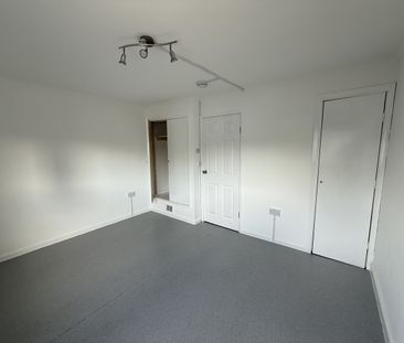 4 Bed Terraced House, The Common, E15 - Photo 5