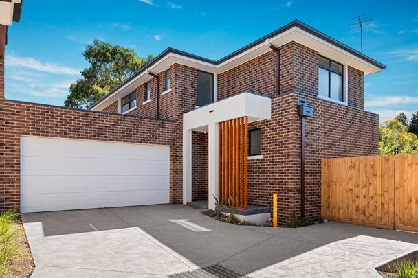 2/5 Carmen Close, Doncaster East - Photo 1