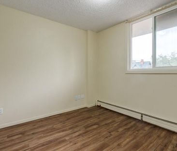 Classic Suite - 1 Bedroom - Photo 6