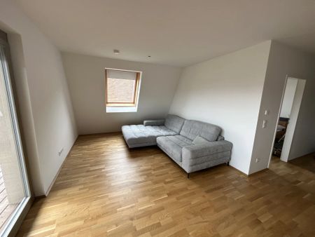 „Top-Lage! 2-Zimmer mit Balkon & Schlossbergblick ab 12/25“ - Foto 3