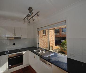 Townhouse in Ideal Location - Photo 2