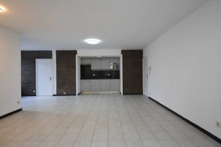 Instapklaar gelijkvloers appartement te huur in hartje Nieuwkerken - Foto 2