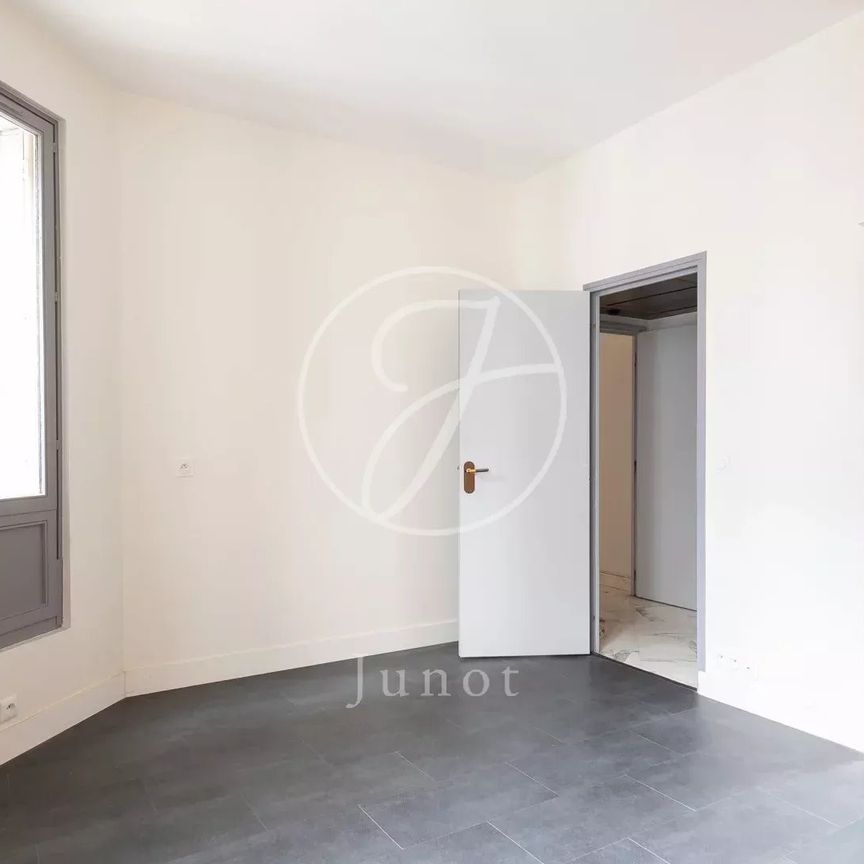 Appartement • Porte Dauphine - Photo 1