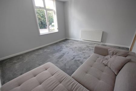 2 Bedroom Flat/Apartment To Let - Photo 2