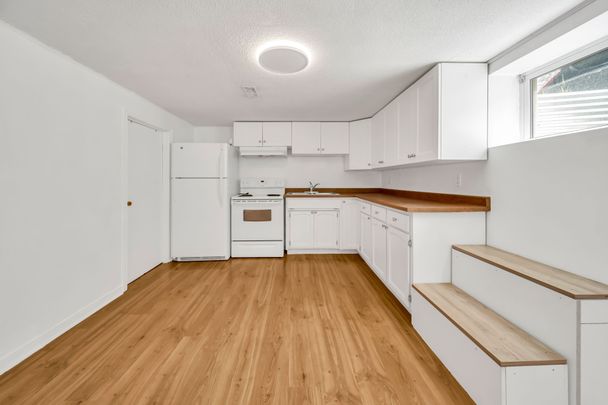 For Lease - 62 Greendale Crescent Unit# Lower, Kitchener, Ontario - Photo 1