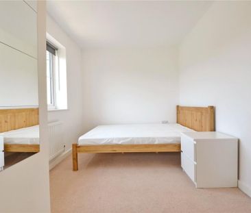 4 Bed Detached House, Harding Road, BS34 - Photo 3