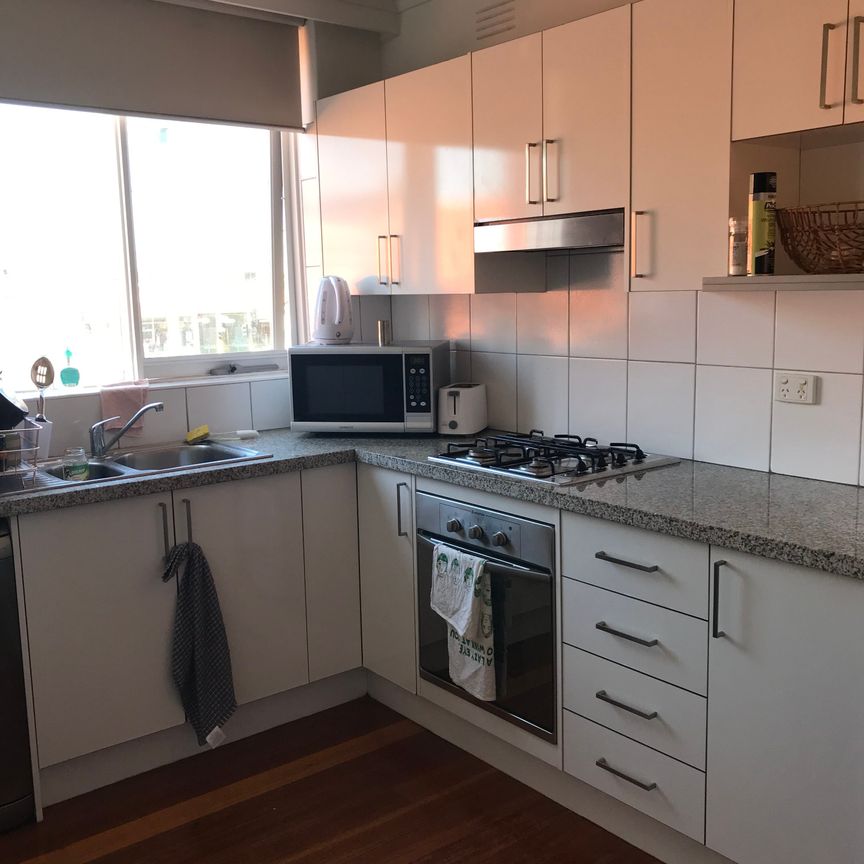 St Kilda East - Photo 1