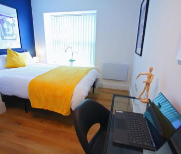 1 bedroom in a house share to rent - Photo 3