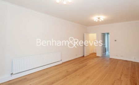 2 Bedroom flat to rent in Parkhill Road, Hampstead, NW3 - Photo 2