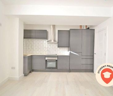 3 bedroom apartment to rent - Photo 6