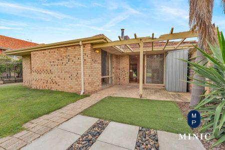 “GREAT HOME, GREAT LOCATION!” - Photo 5