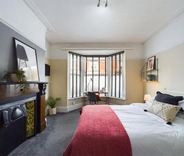 1 bedroom in a house share to rent - Photo 5