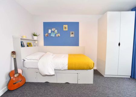 Ensuite Room - Photo 4