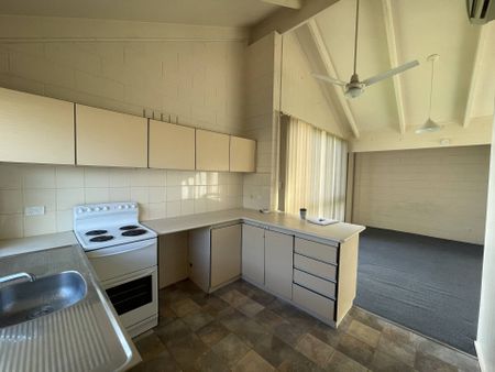 ADDISON REAL ESTATE - Photo 3