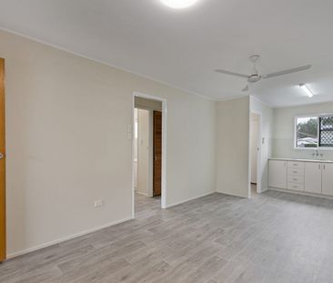 Renovated Modern - 2 Bedroom Unit ! - Photo 3