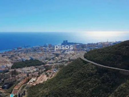 Piso en alquiler en Avenida Islas Canarias, cerca de Calle Manuel De Falla - Photo 2