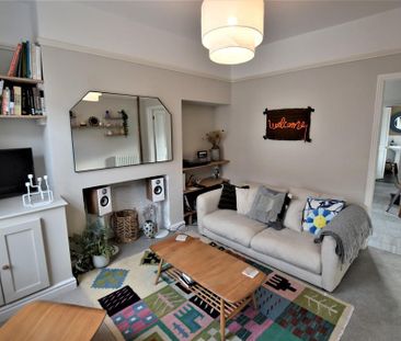 2 bedroom terraced house to rent - Photo 3