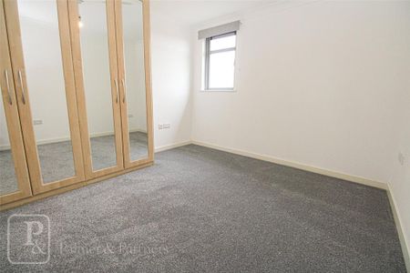 1 bedroom penthouse to rent - Photo 5