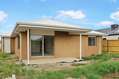 BEAUTIFUL HOME IN CORIDALE ESTATE - Photo 3