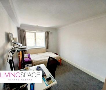 3 bedroom barn conversion to rent - Photo 3