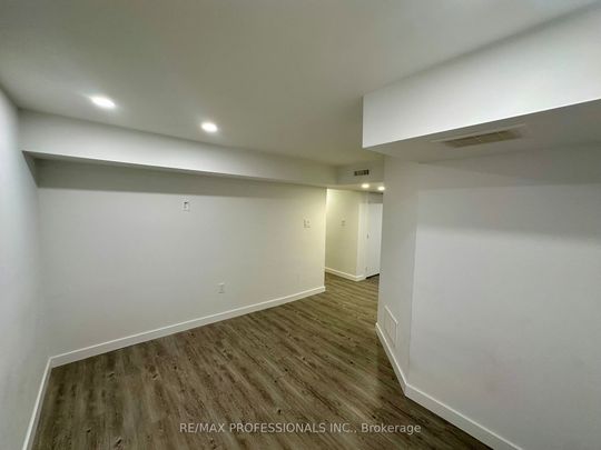 For Lease - 66 Whitburn Crescent Unit# Lower, Toronto, Ontario - Photo 1