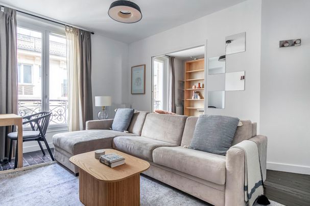 Rue de Saussure - Photo 1