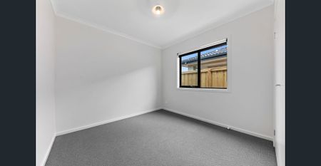 Opposite a Park in a Prime Location! - Photo 2