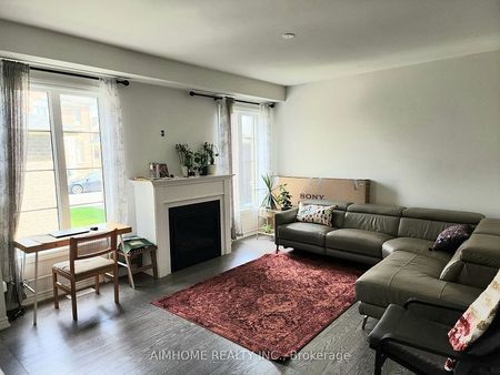 For Lease - 20 Clutterbuck Lane, Ajax, Ontario - Photo 2