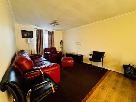 Osprey Lane, Wellingborough - Photo 2