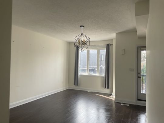 For Lease - 17-199 Ardagh Road, Barrie, Ontario - Photo 1