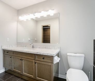 For Lease - 64 Commuter Drive, Brampton, Ontario - Photo 2