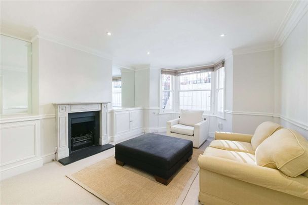 A charming one bedroom garden flat in a prime Chelsea location, perfectly placed for the famous Kings Road. - Photo 1