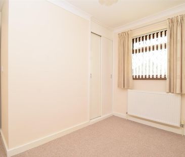 Wrenthorpe Road, Wrenthorpe, Wakefield - Photo 5