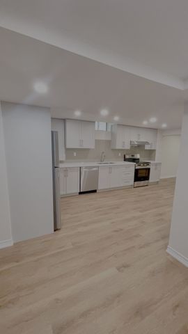 For Lease - 61 Lent Crescent, Brampton, Ontario - Photo 3