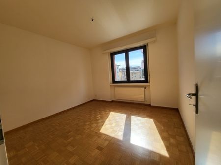 4.5 rooms +2 acc in Central area - Photo 2