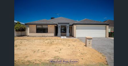 4x2 Summer Entertainer with Pool - Photo 4