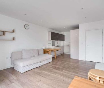 Elmond Mansions, Acton, W3 - Photo 3