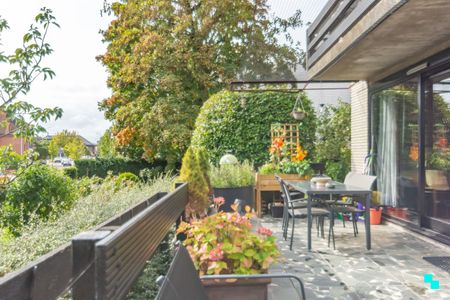 Charmant tweeslaapkamerappartement met terras - Foto 4